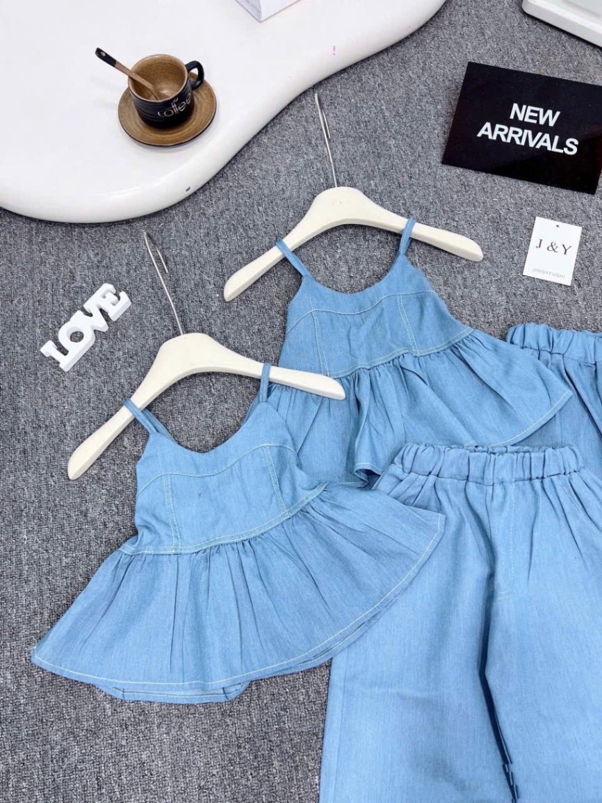 Sét bộ bò giấy 2 dây quần ống xuông bé gái
