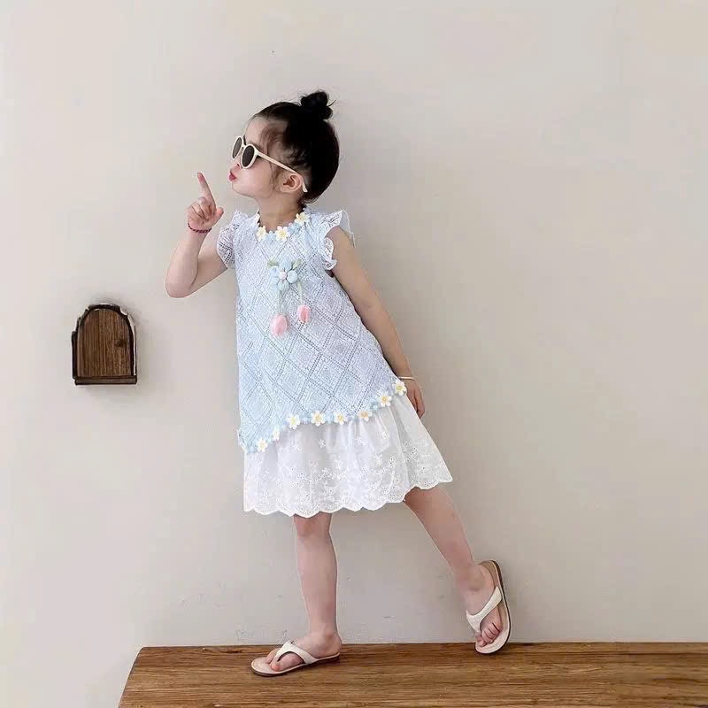 Váy xanh lưới hoa tuy lip bé gái