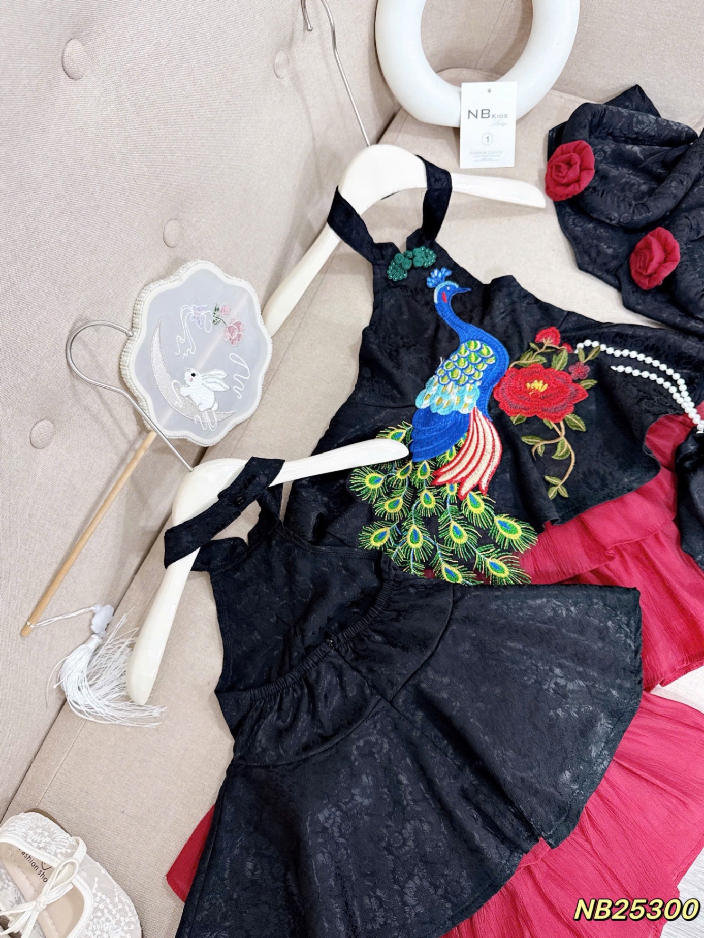 Sét 4 chi tiết áo yếm công trung thu bé gái