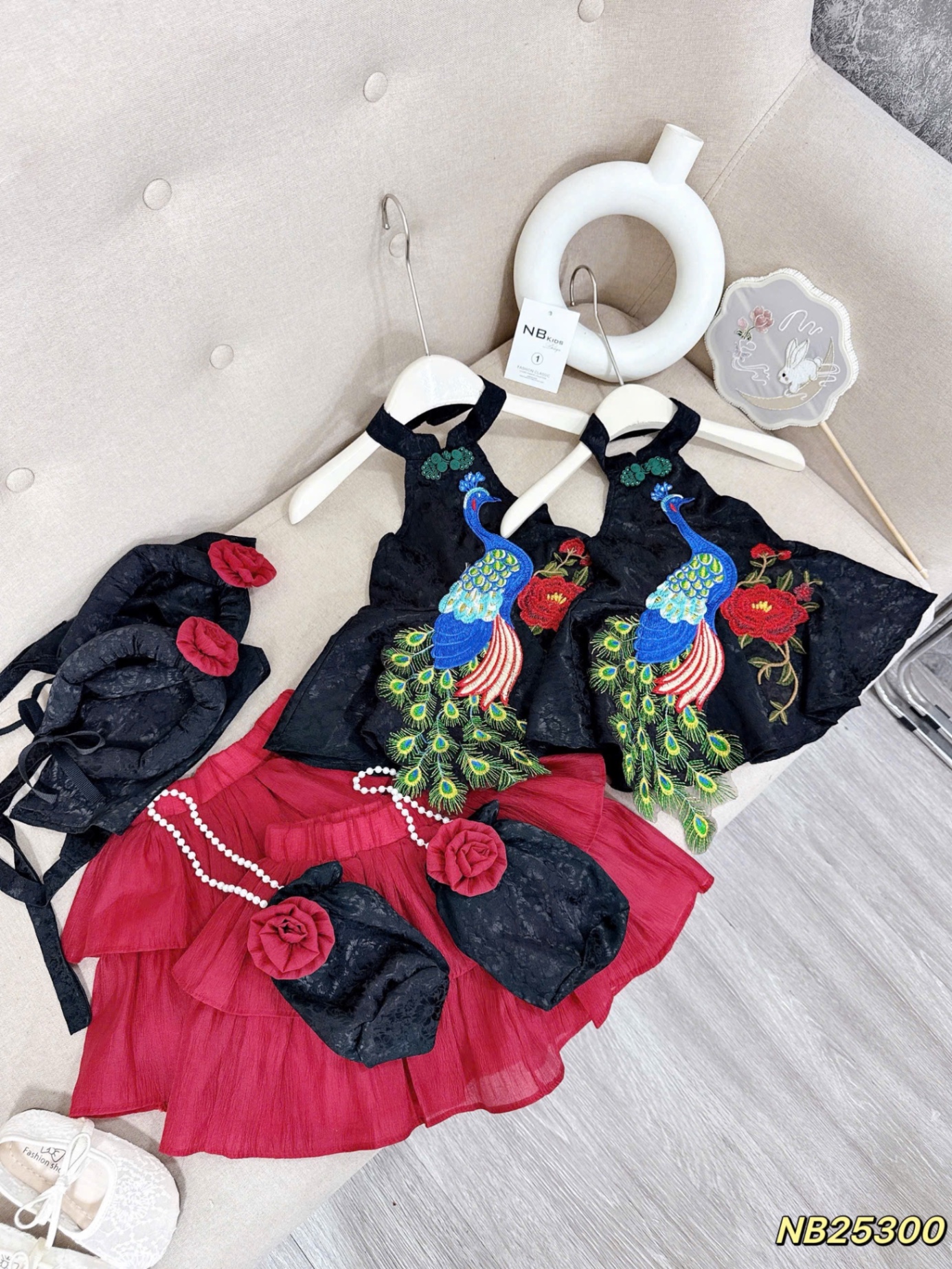 Sét 4 chi tiết áo yếm công trung thu bé gái