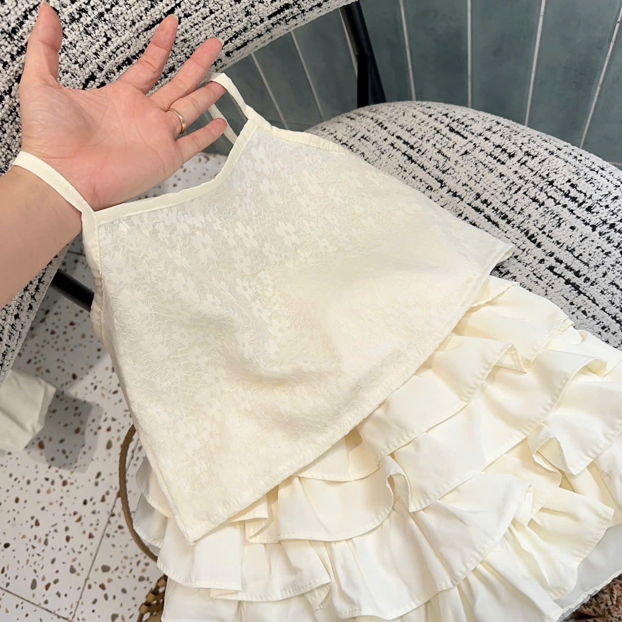 Sét ren sn 3 chi tiết bé gái