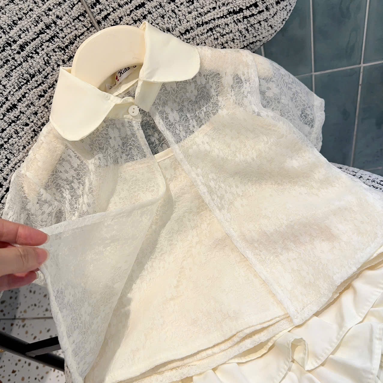 Sét ren sn 3 chi tiết bé gái