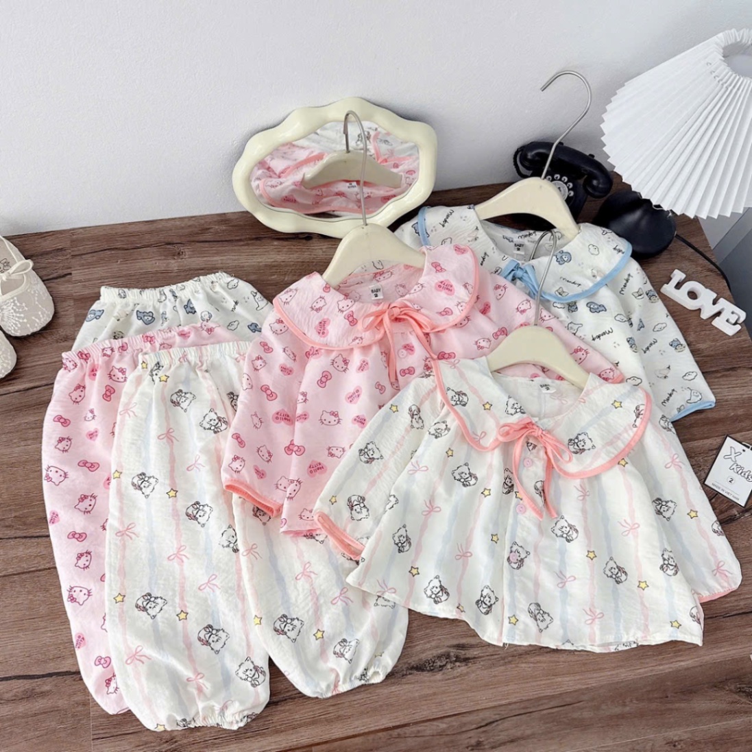 Sét pijama hình cổ sen bé gái