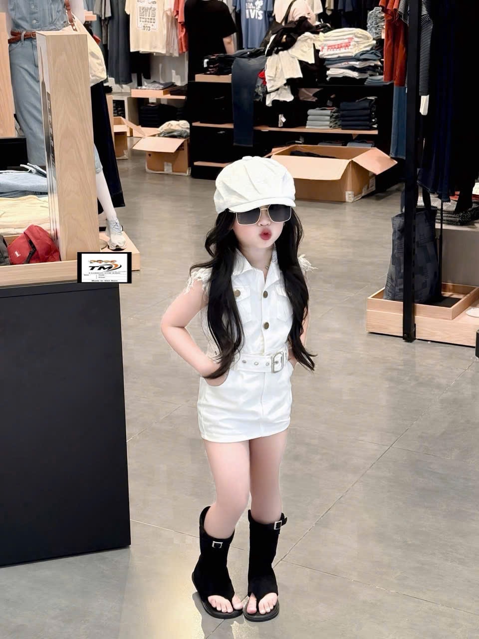 Sét váy kaki trắng đai eo bé gái