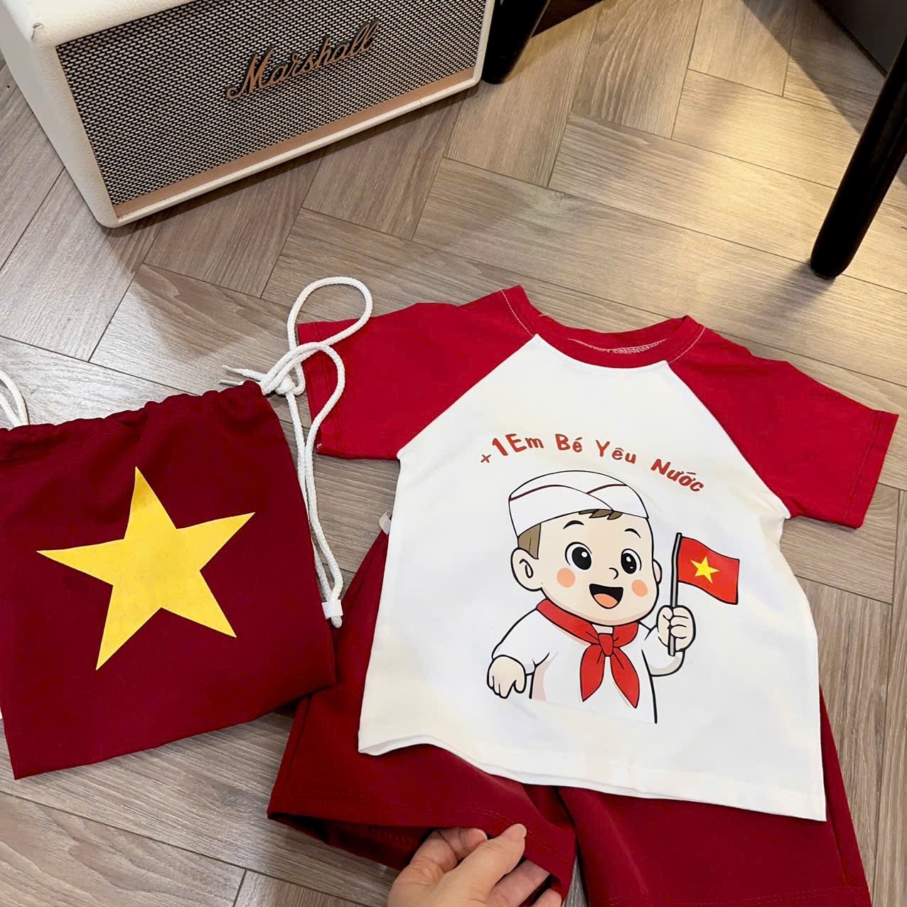 Sét 3 chi tiết em bé yêu nc cho bé trai gái