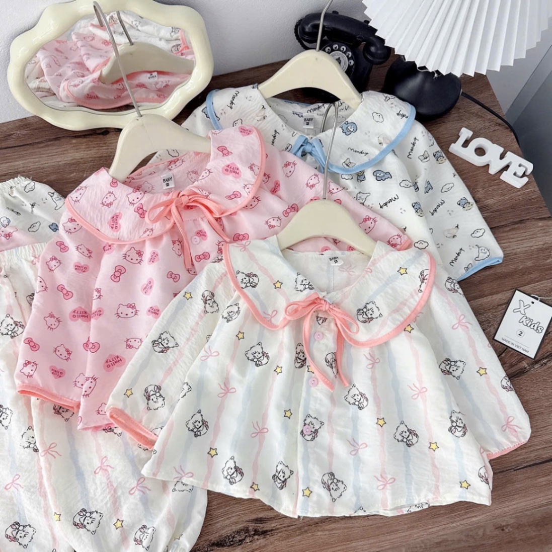 Sét pijama hình cổ sen bé gái