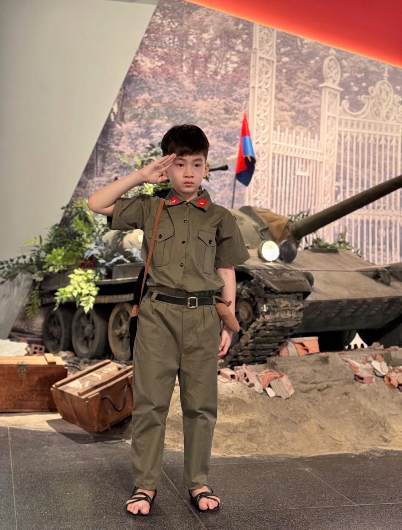 Sét bộ đồng phục bộ đội cho bé trai gái