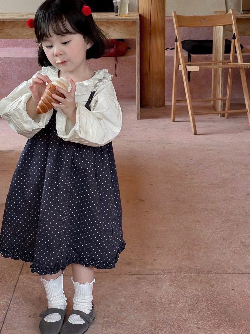 Sét váy bi 2 dây kèm áo sơ mi bé gái