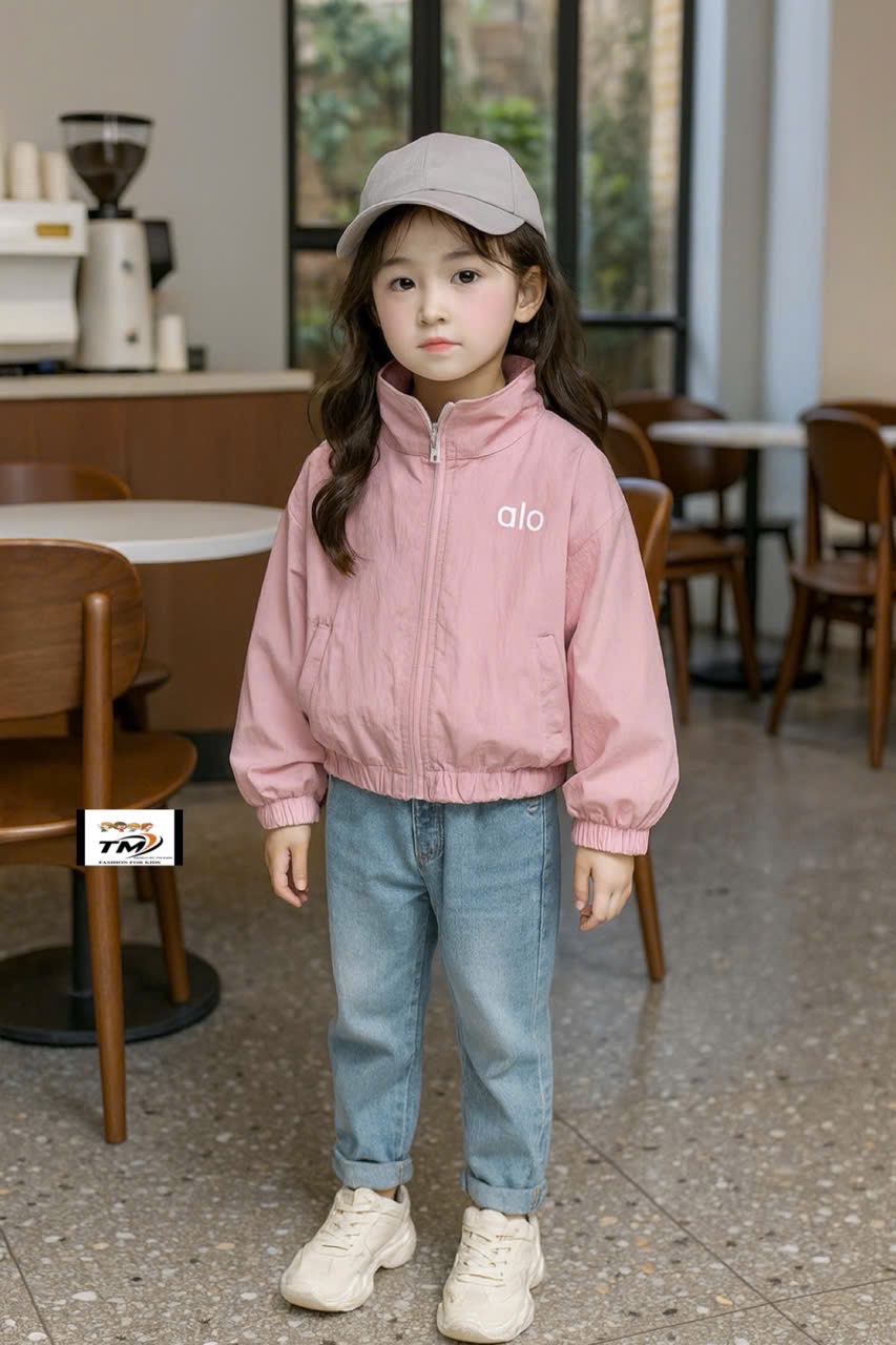 Áo gió hình cô gái búi tóc bé gái