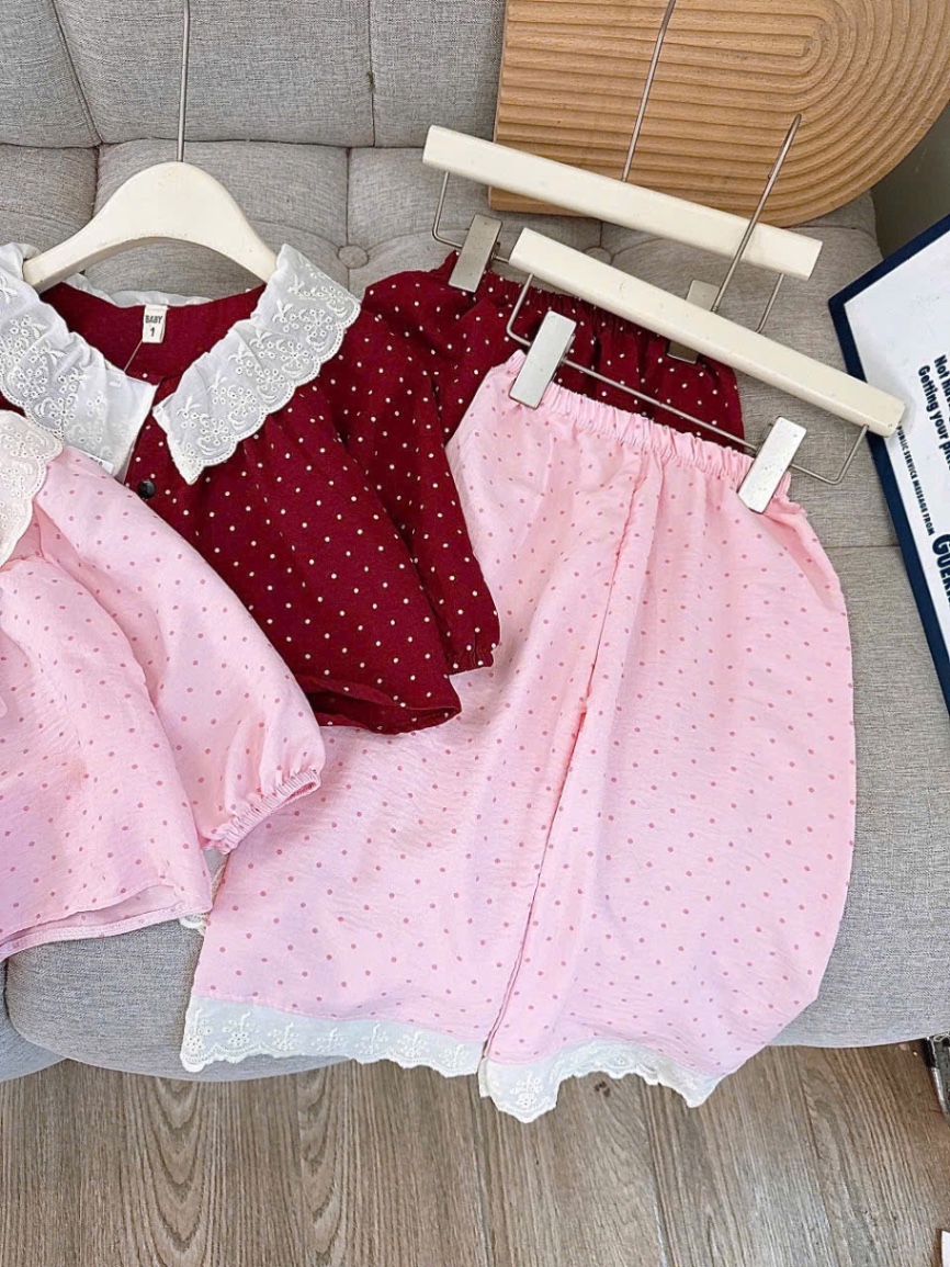 Sét bộ pzm cổ ren trắng dài tay bé gái