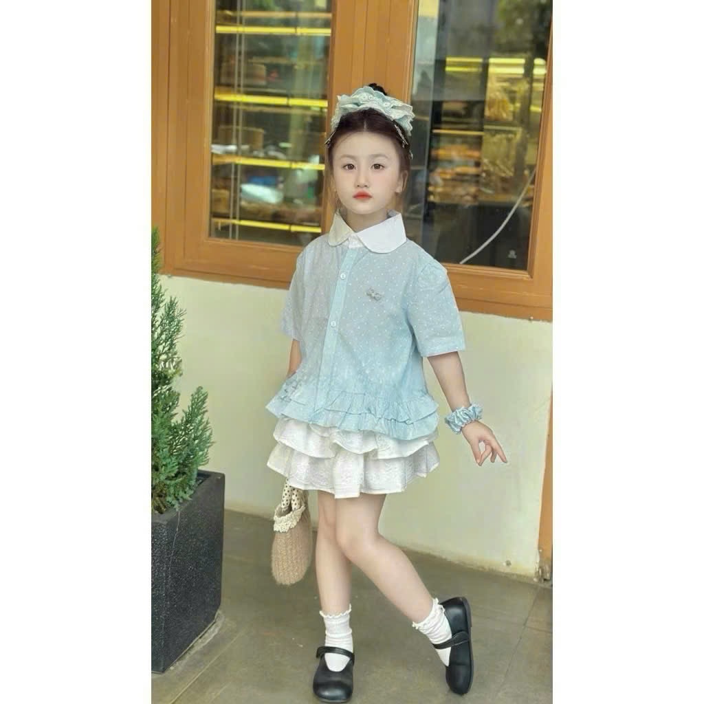 áo sơ mi chấm bi cổ trắng bé gái