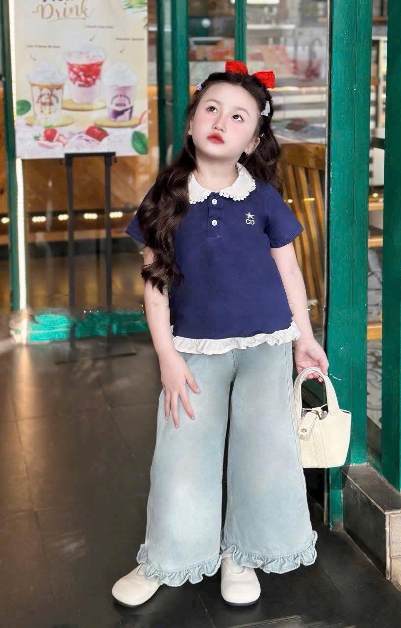 Sét áo chữ CD quần bò gấu bèo bé gái