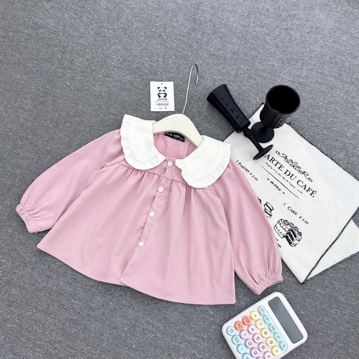Áo kaki tai thỏ bé gái