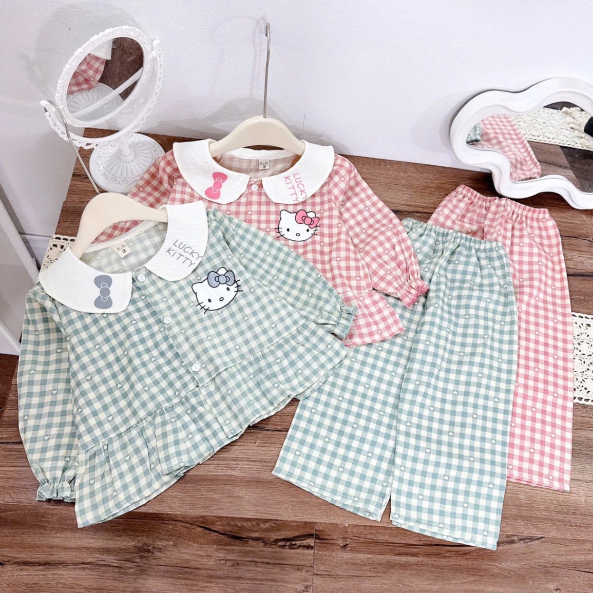 Sét pijama kitty bé gái