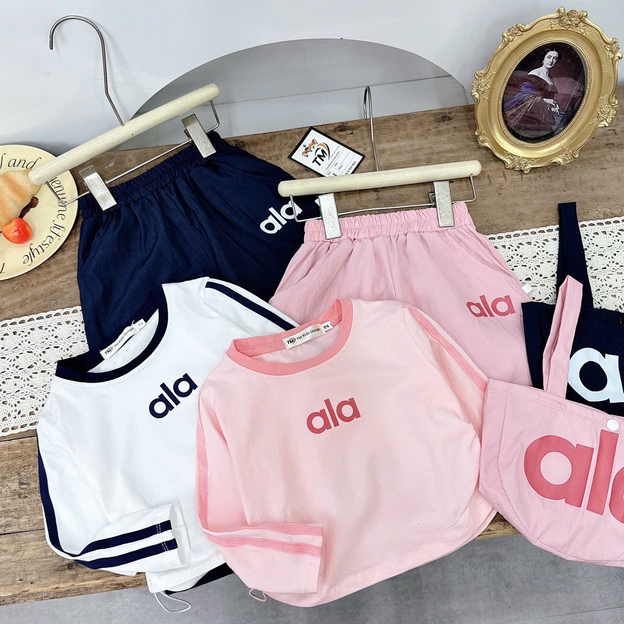 Sét bộ alo dài tay kèm túi bé gái