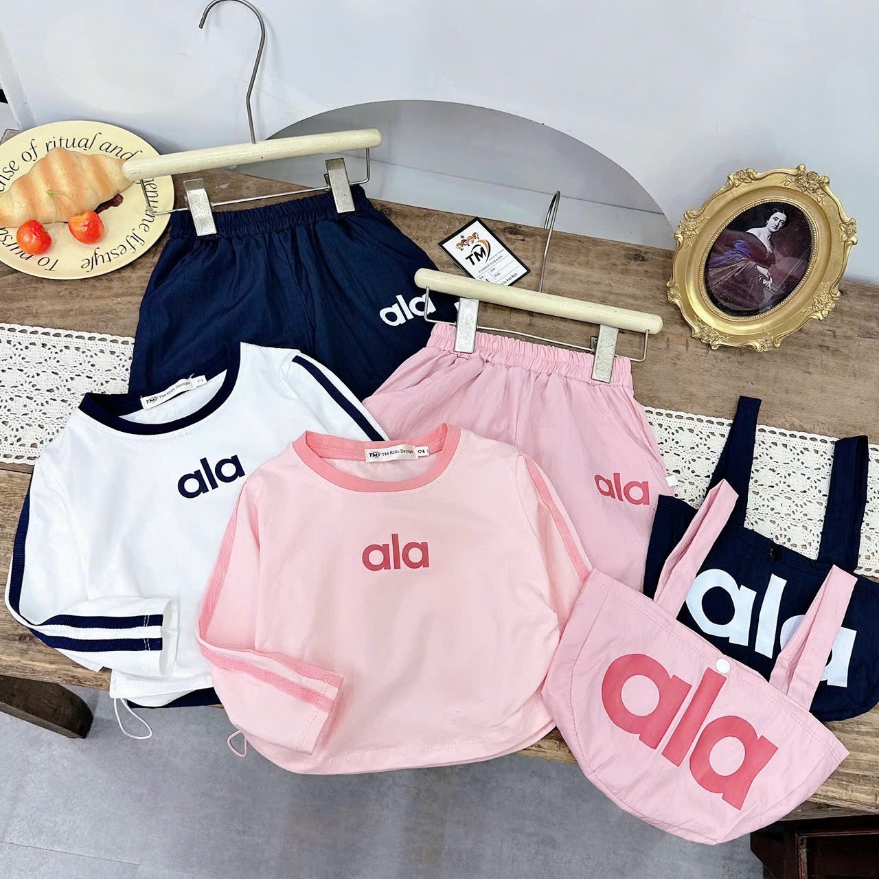 Sét bộ alo dài tay kèm túi bé gái