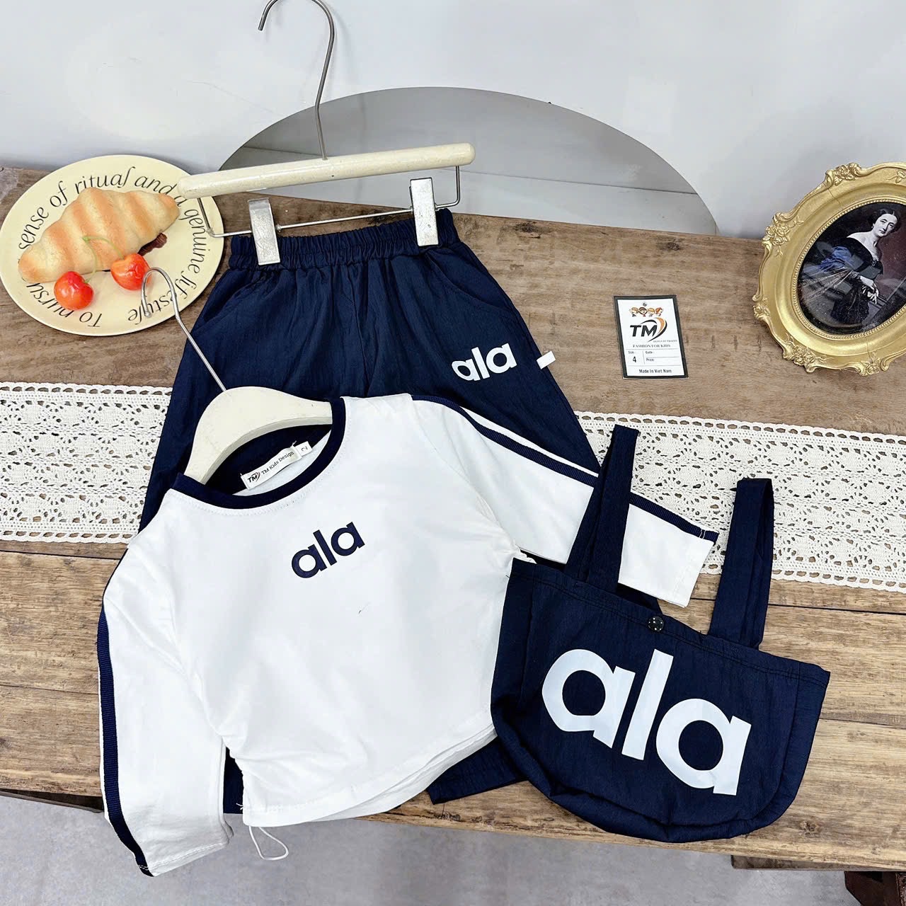 Sét bộ alo dài tay kèm túi bé gái