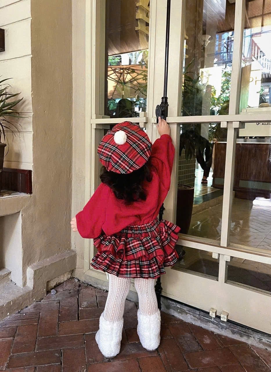 Sét bộ áo nỉ đỏ cv kẻ caro kèm mũ cho bé gái