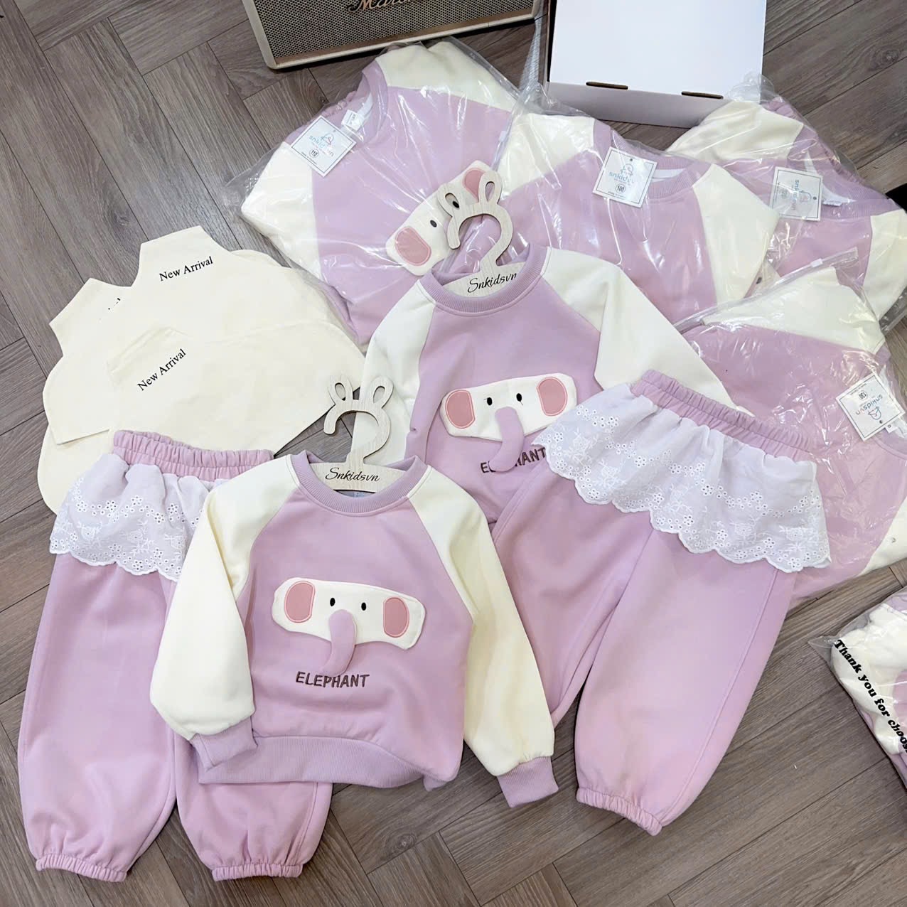 Sét bộ nỉ voi tím cho bé gái