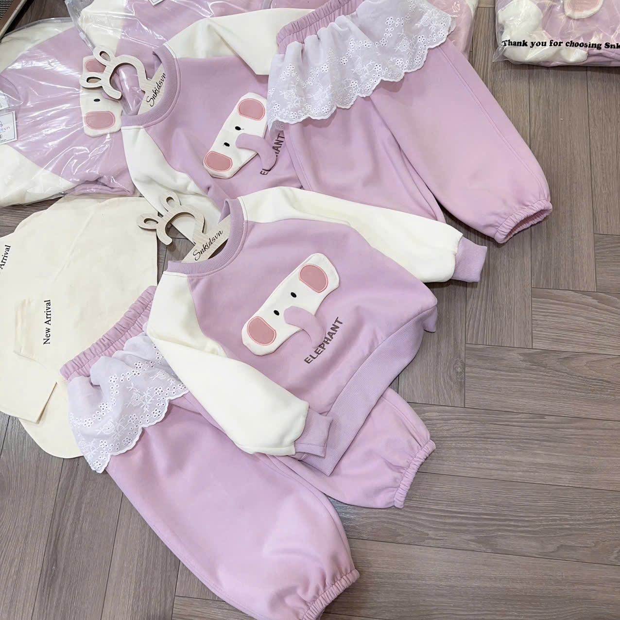 Sét bộ nỉ voi tím cho bé gái