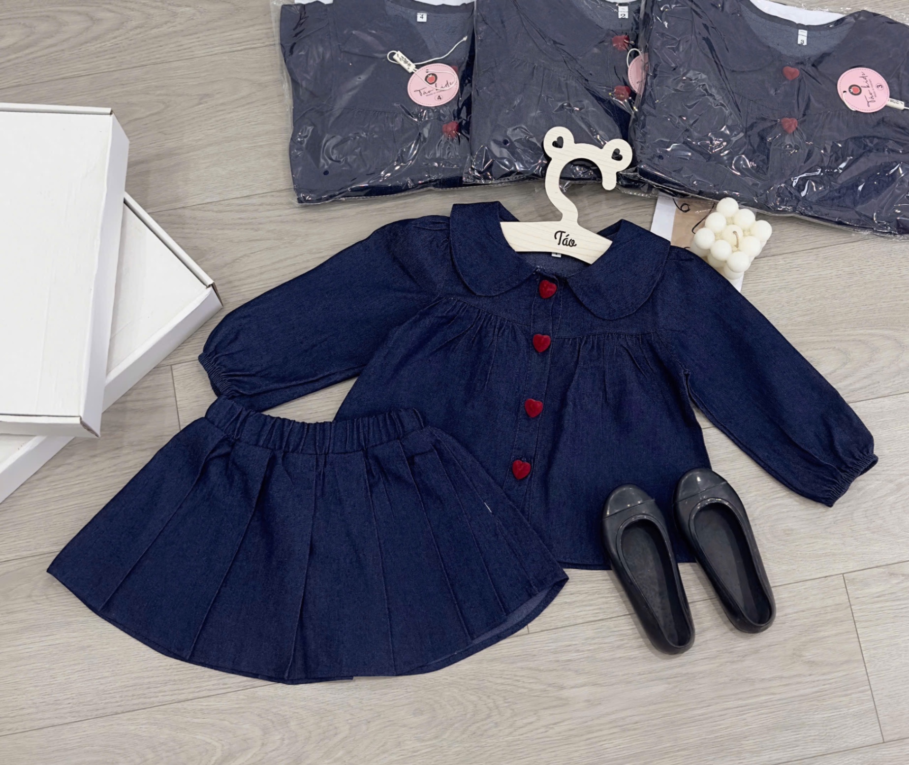 Sét bộ bò cổ sen tk cúc tim bé gái