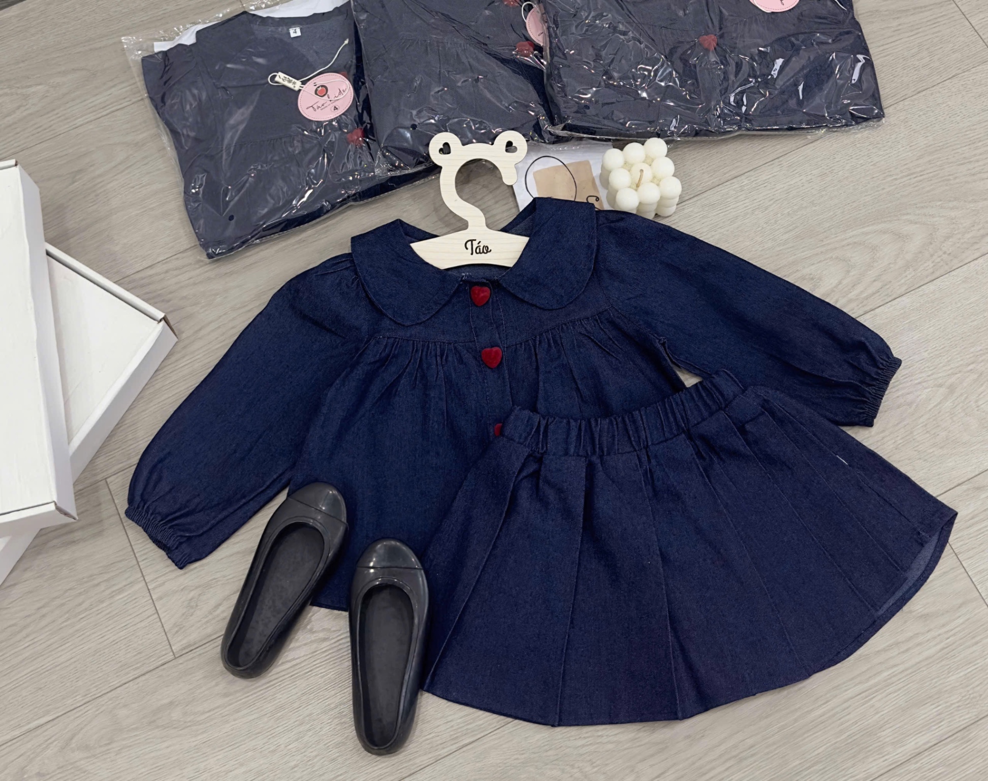 Sét bộ bò cổ sen tk cúc tim bé gái