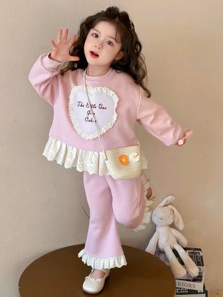 Sét bộ tăm nhung trái tim chữ bé gái