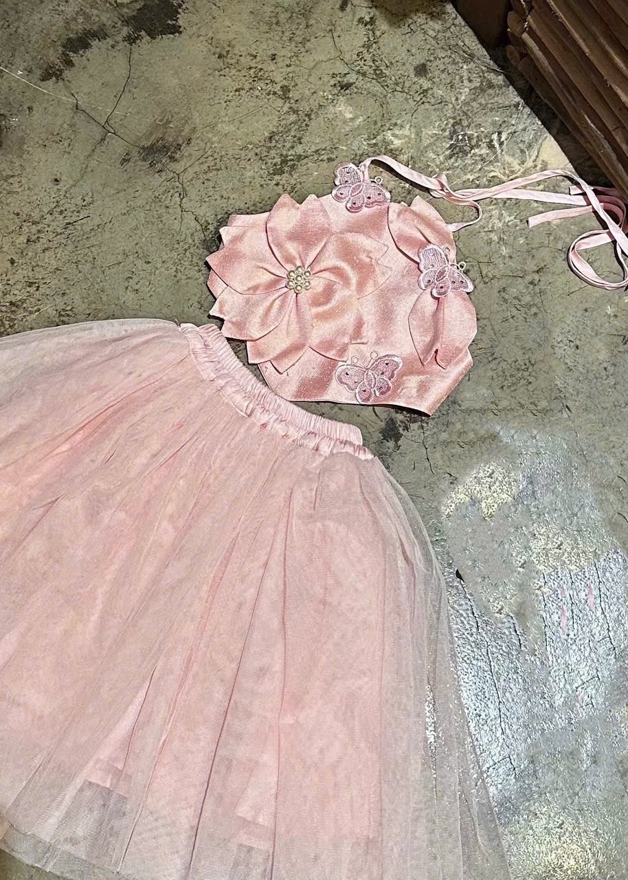 Sét yếm đính hoa cv dài kèm mấn bé gái