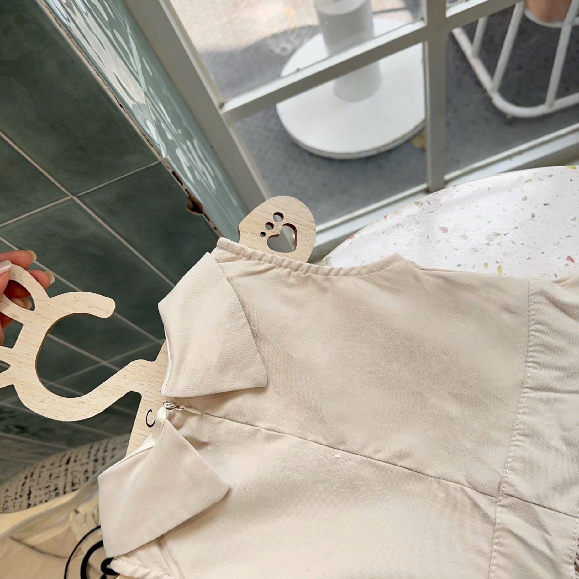 Sét váy đính hoa nâu sn bé gái