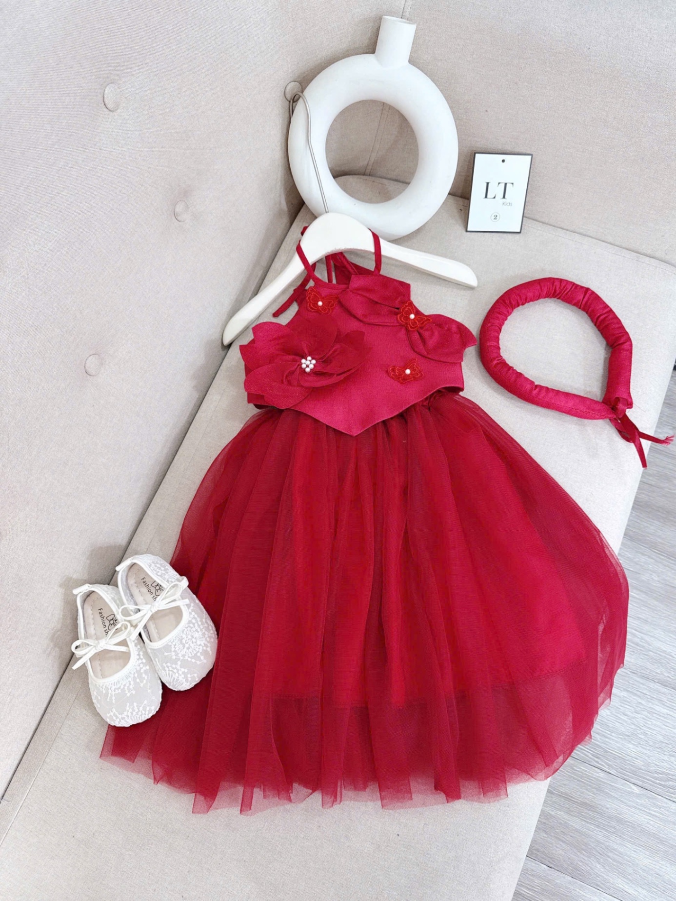 Sét yếm đính hoa cv dài kèm mấn bé gái