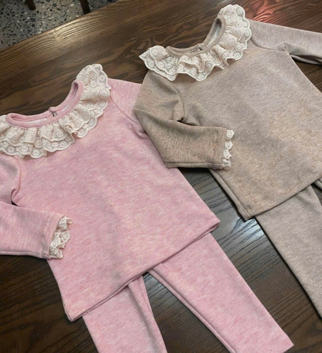 Sét bộ áo tăm lông thỏ nâu hồng cổ ren bé gái