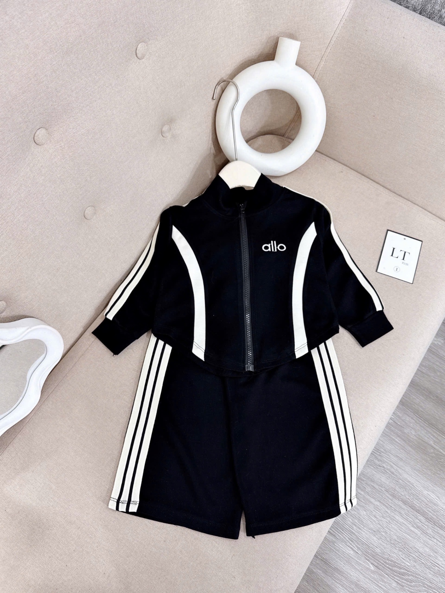 Sét bộ alo kéo khoá dài bé gái