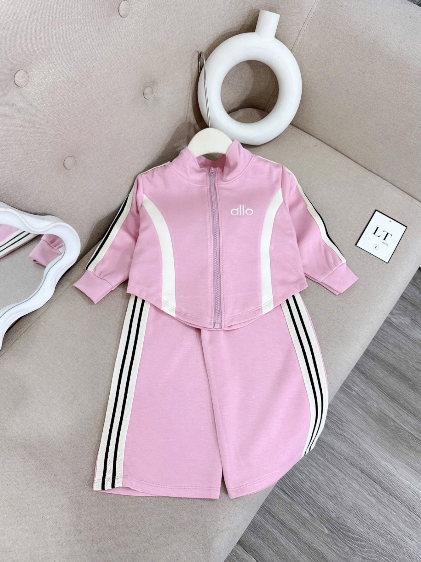 Sét bộ alo kéo khoá dài bé gái