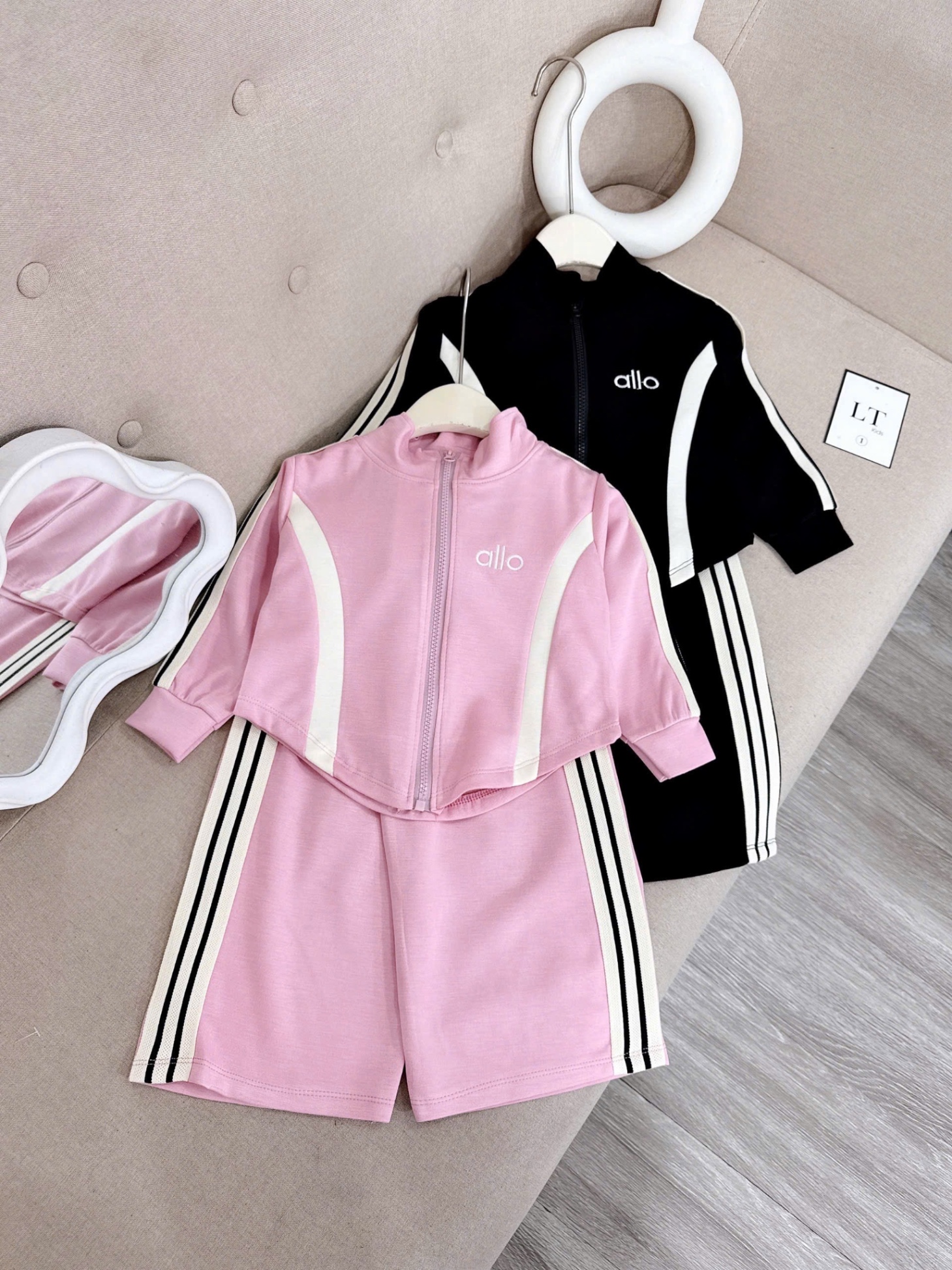 Sét bộ alo kéo khoá dài bé gái