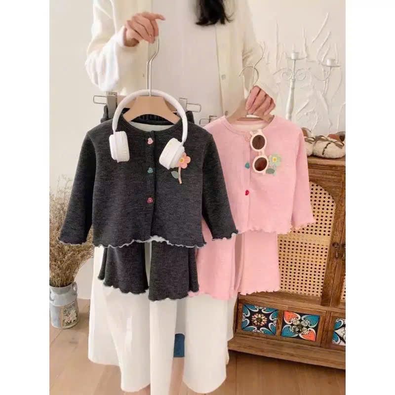 Sét tăm thỏ cài cúc đính hoa ngực quần dài bé gái