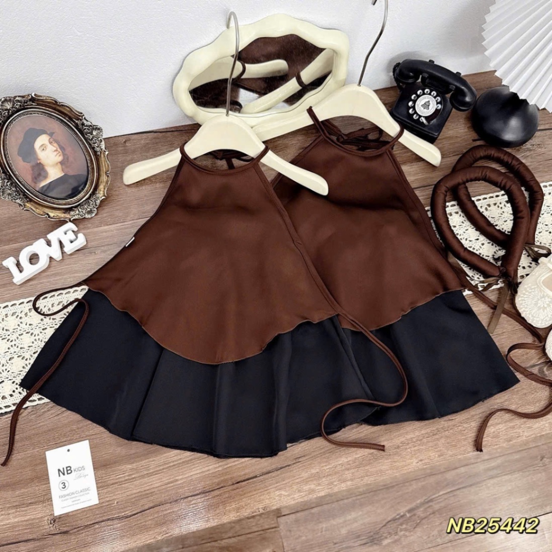 Sét áo yếm nâu kèm mấn + cv trung thu cho bé gái