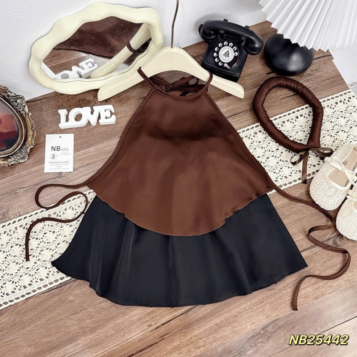 Sét áo yếm nâu kèm mấn + cv trung thu cho bé gái