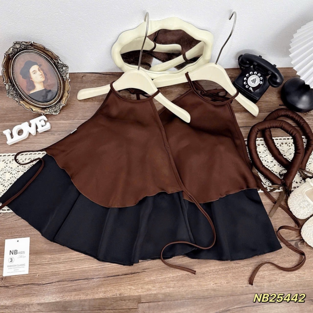 Sét áo yếm nâu kèm mấn + cv trung thu cho bé gái
