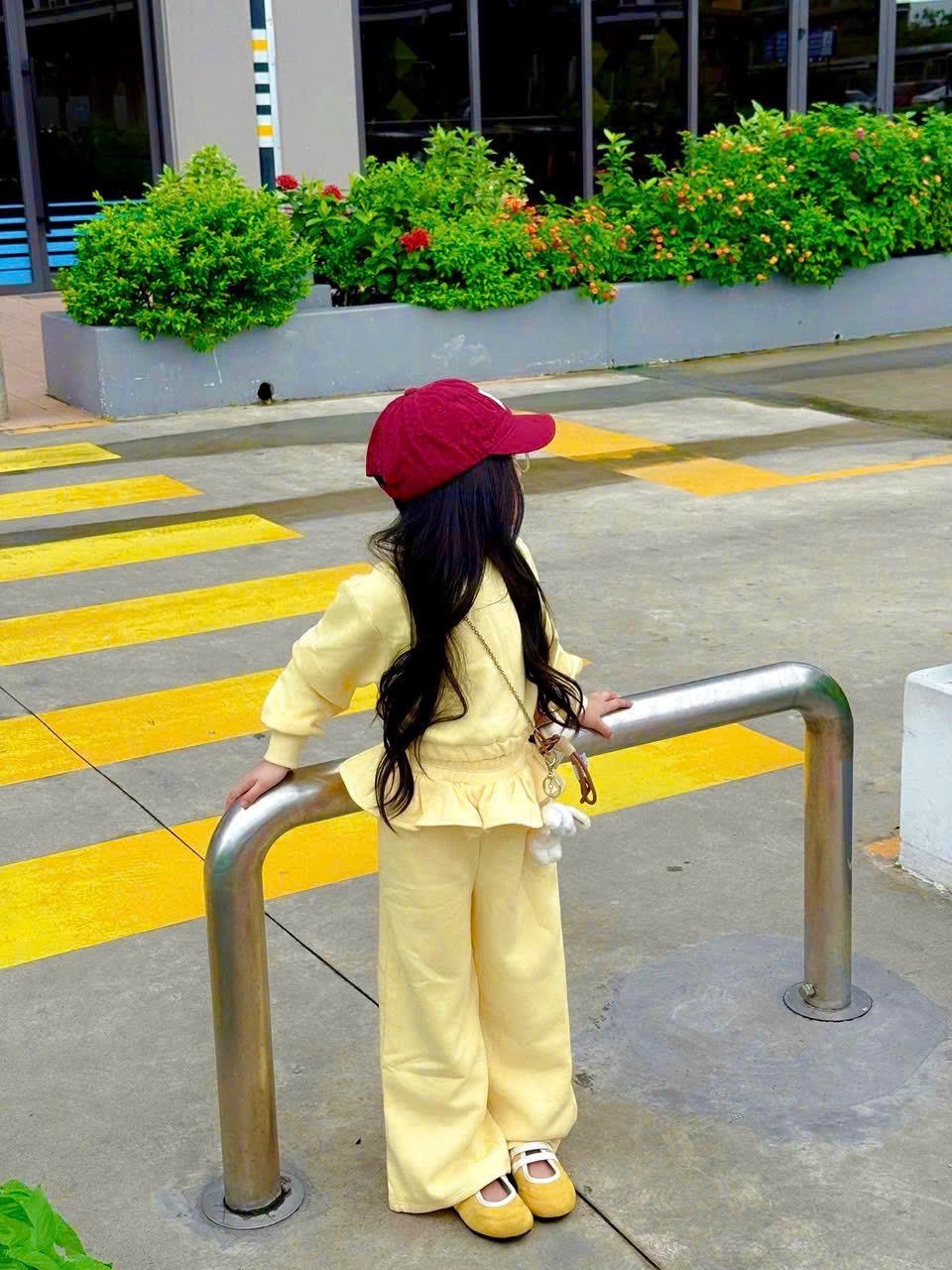 Sét bộ nỉ trái tim quần cạp bèo bé gái