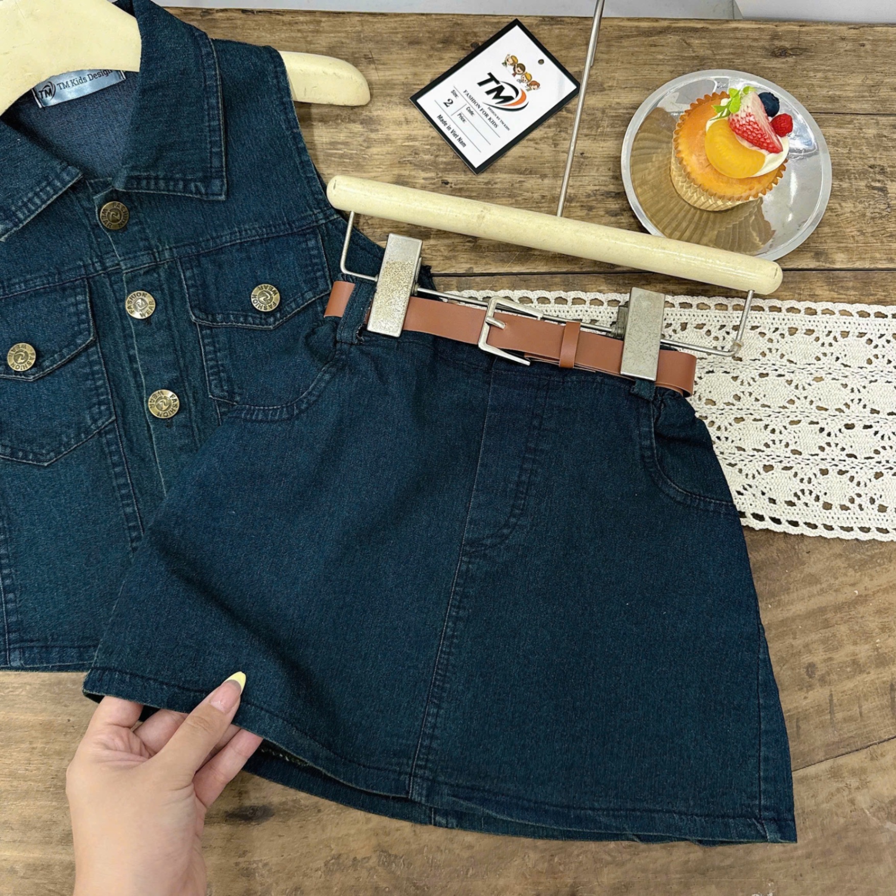 Sét bộ bò sát nách cv bò kèm đai tm bé gái