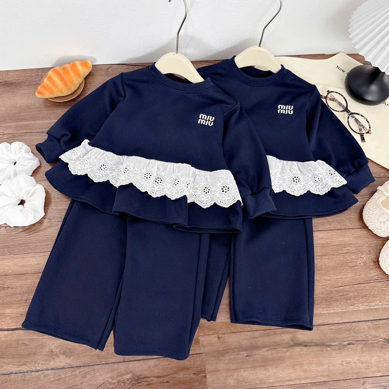 Sét bộ nỉ miu xanh than bé gái