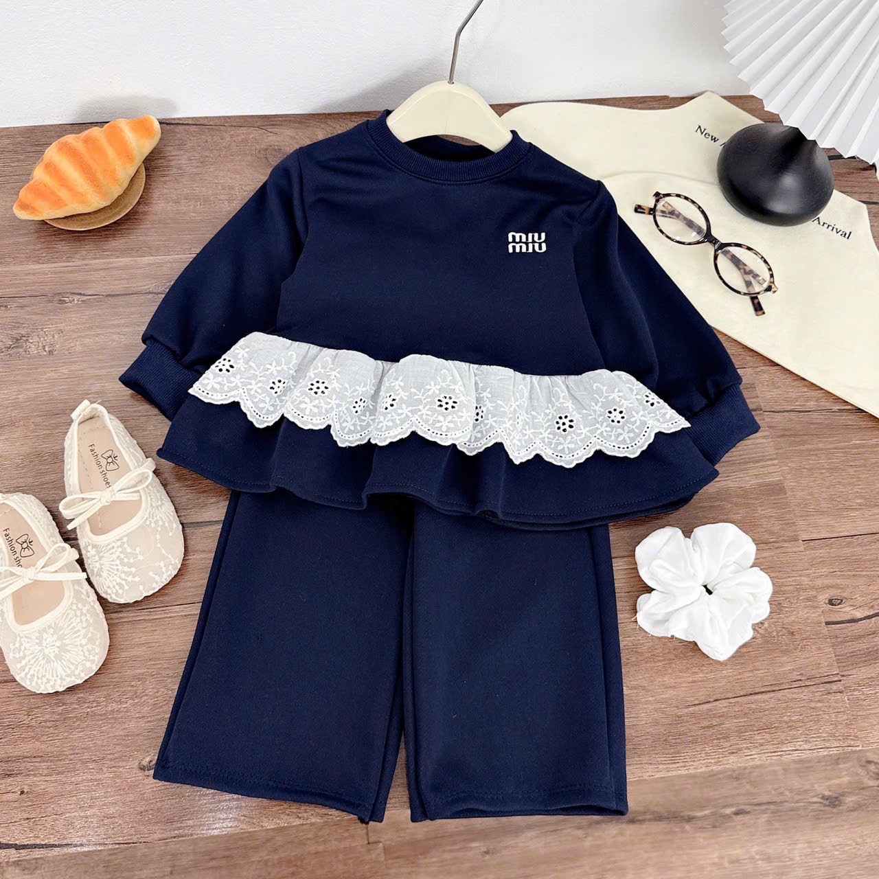 Sét bộ nỉ miu xanh than bé gái