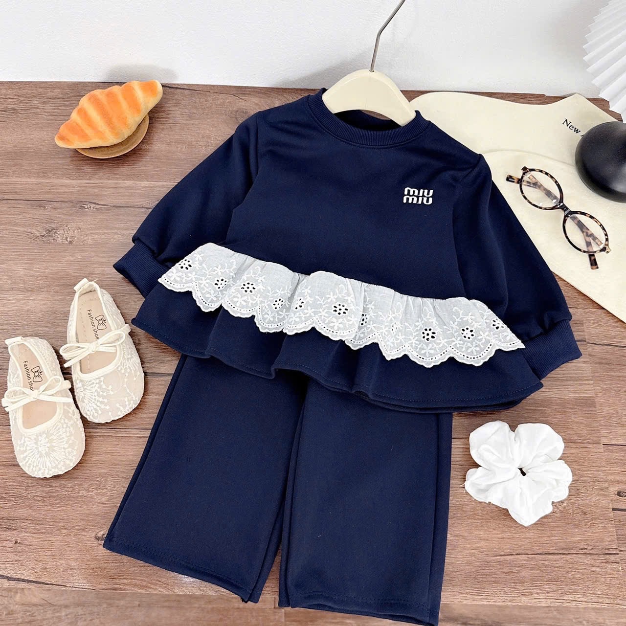 Sét bộ nỉ miu xanh than bé gái