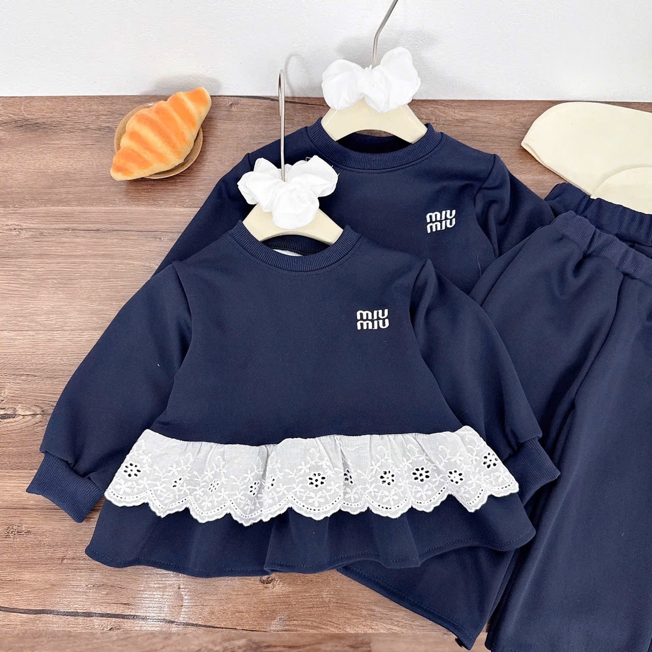 Sét bộ nỉ miu xanh than bé gái