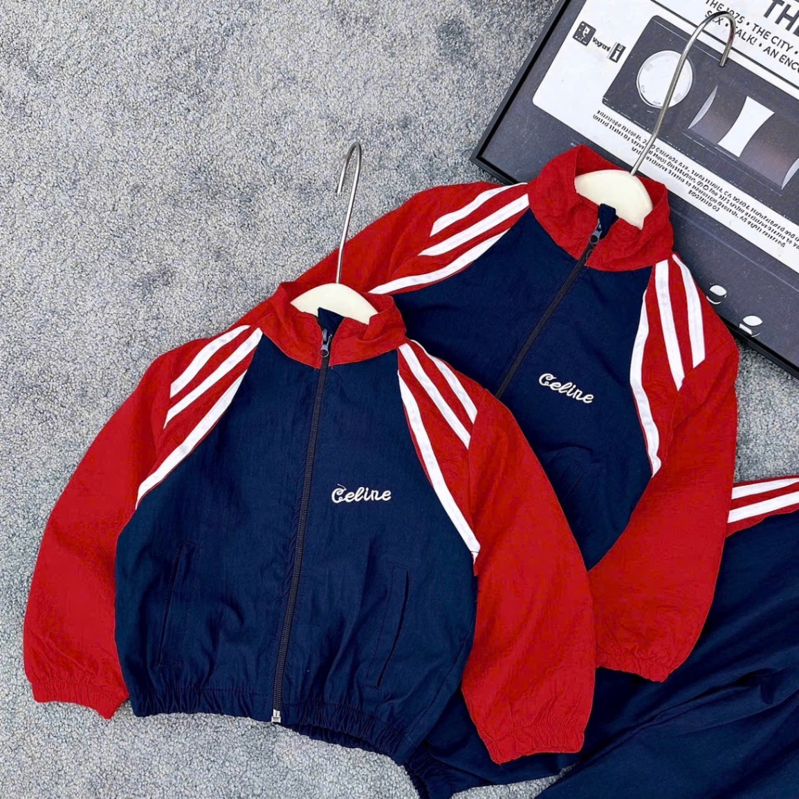 Sét bộ gió xanh than phối sọc đỏ cho bé trai gái