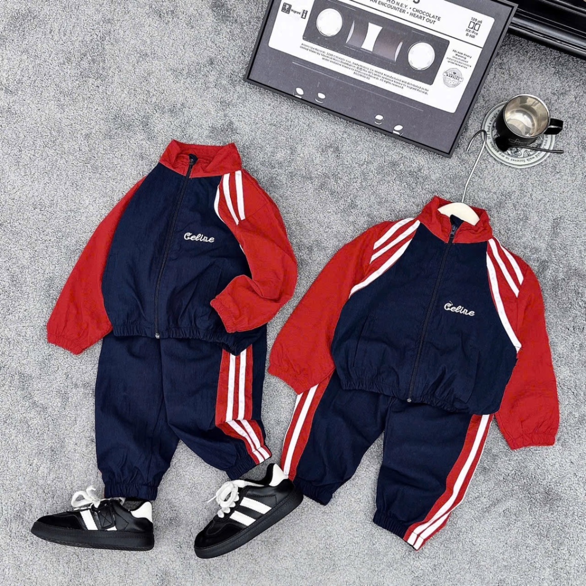 Sét bộ gió xanh than phối sọc đỏ cho bé trai gái