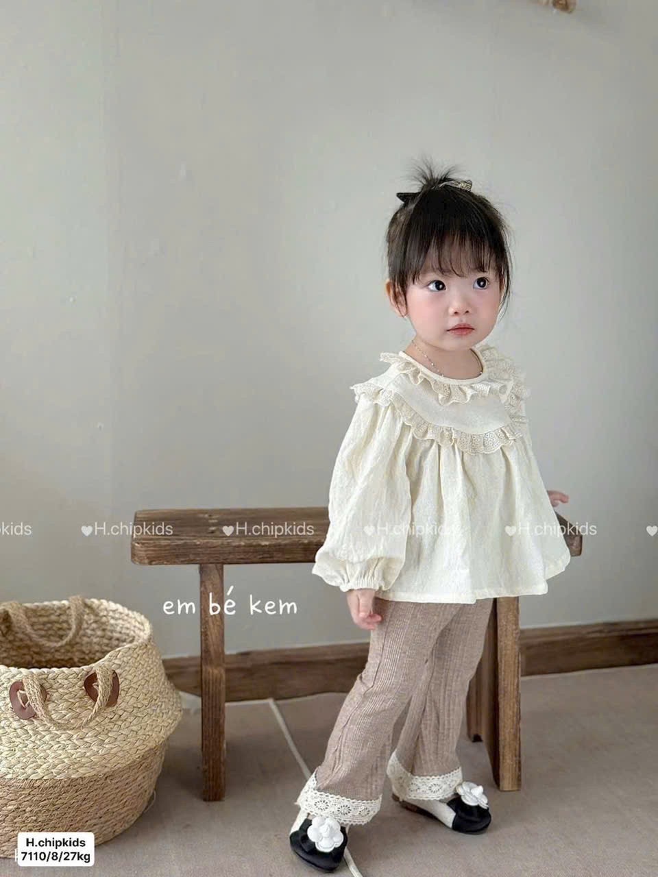 Sét áo babydoll quần nâu loe phối ren bé gái