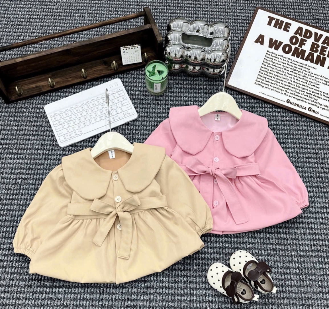 Áo măng to cổ sen bé gái