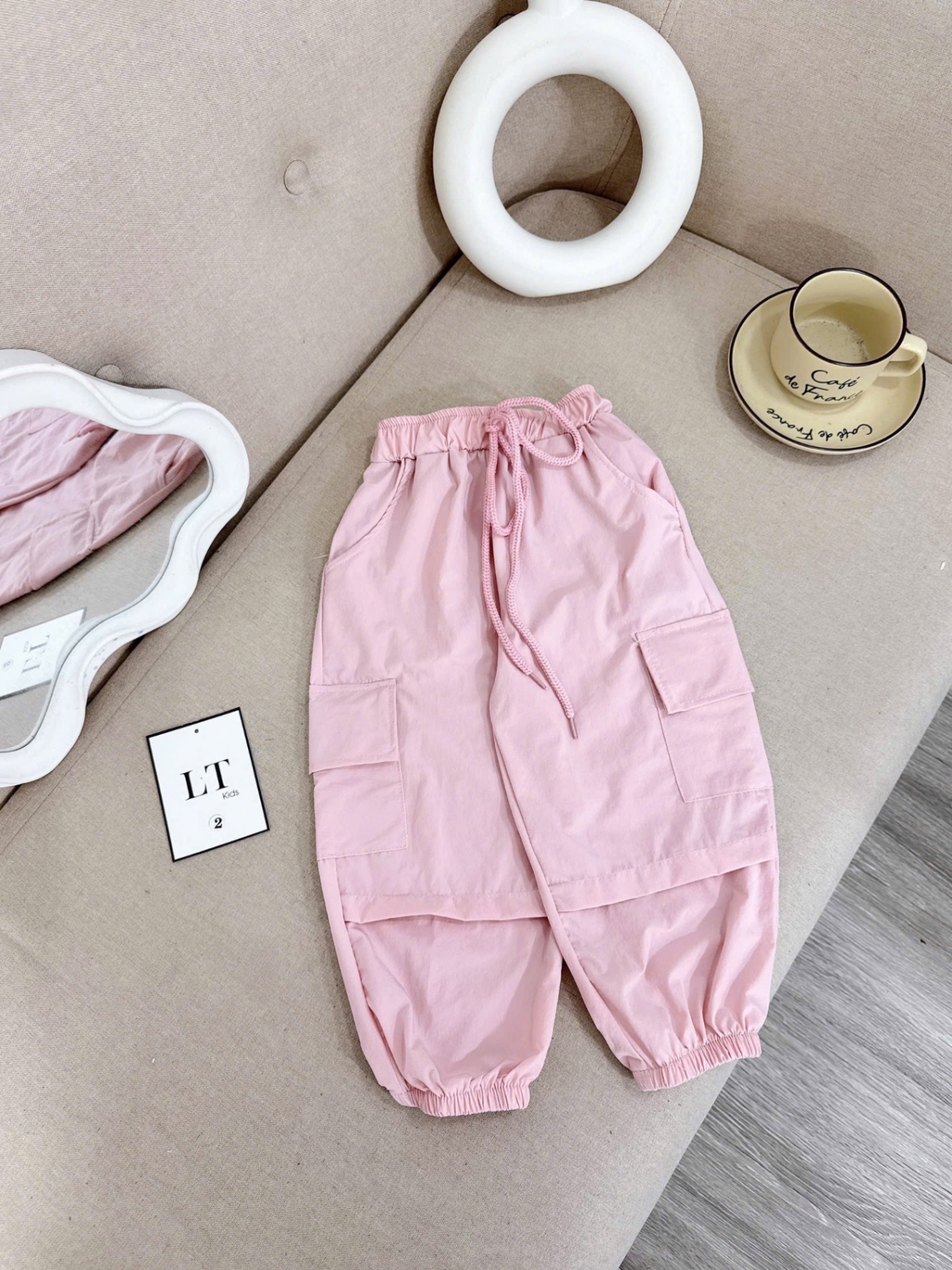 Quần gió boom túi hộp bé trai gái