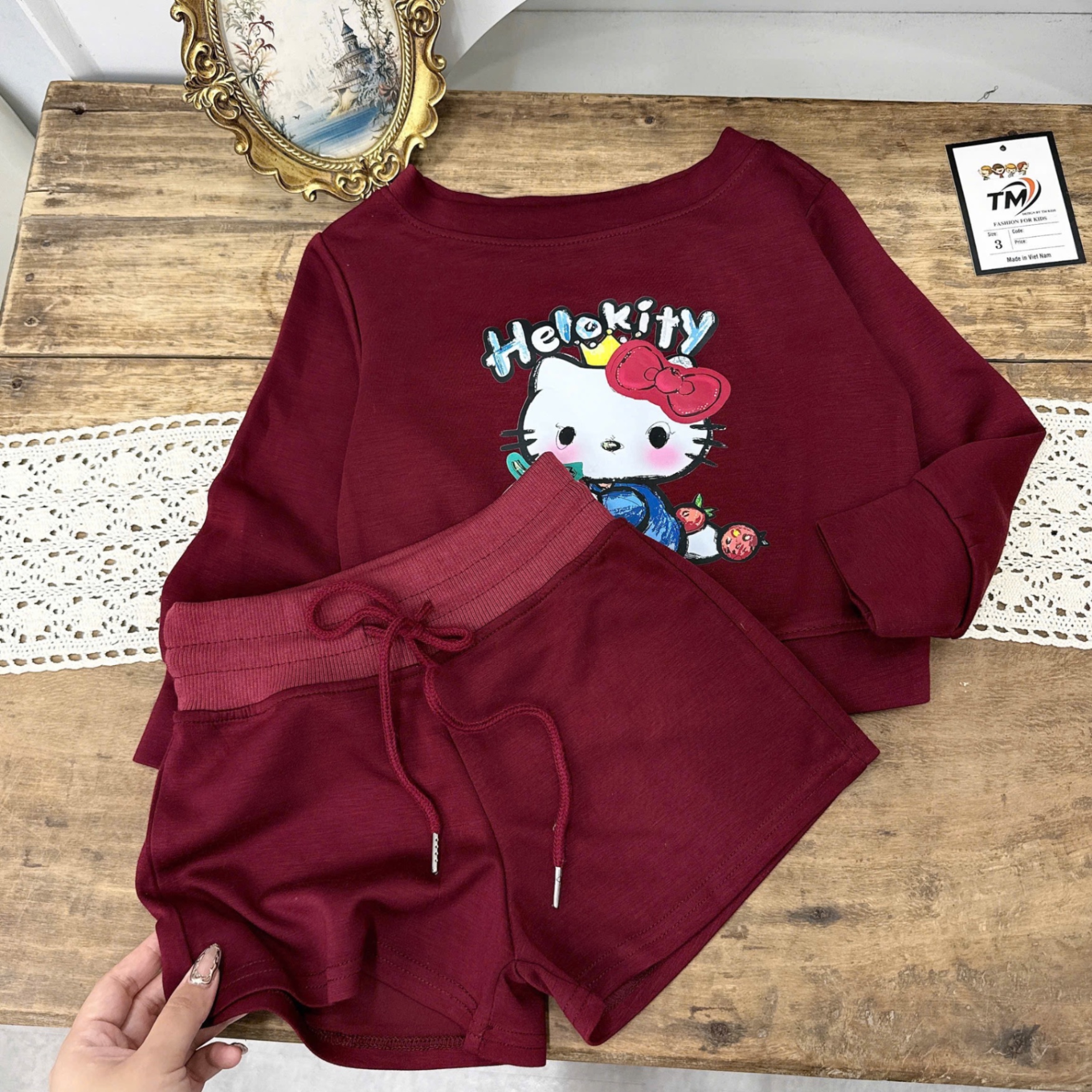 Sét bộ nỉ kitty quần sooc bé gái